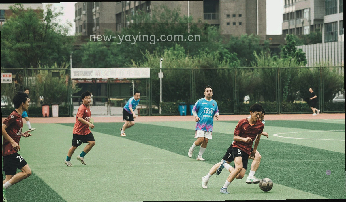 贵阳主数据节点与成都、香港、新加坡三个加速节点的分布示意图